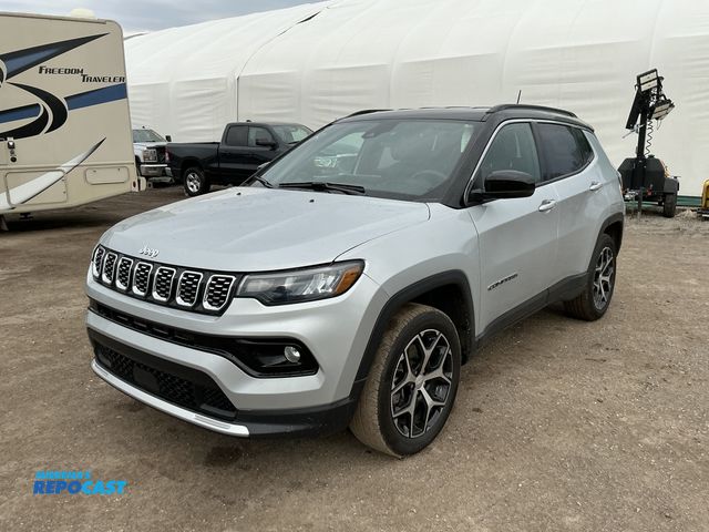 Lot 2-32685 - 2024 Jeep Compass Limited SUV 4x4