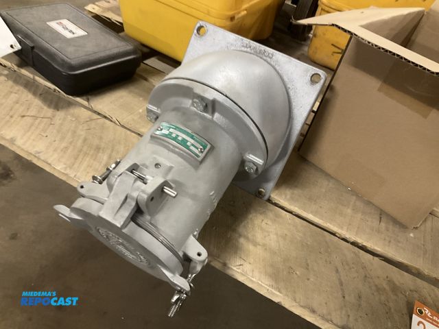 Lot 2-42471 - Appleton Powertite 200 amp 3 phase power receptacle
