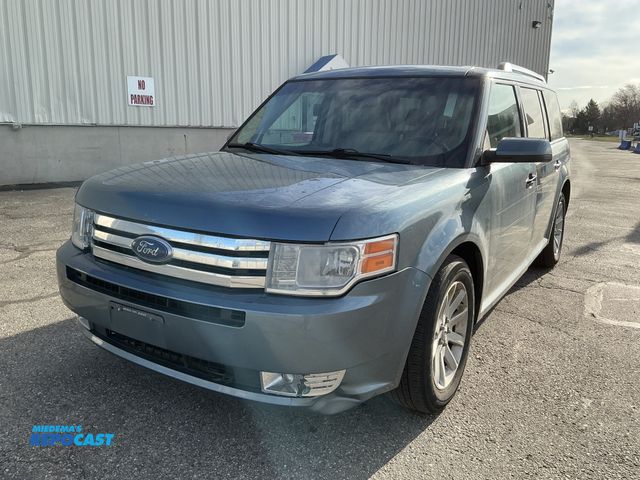 Lot 2-77251 - 2010 Ford Flex SEL Sedan AWD