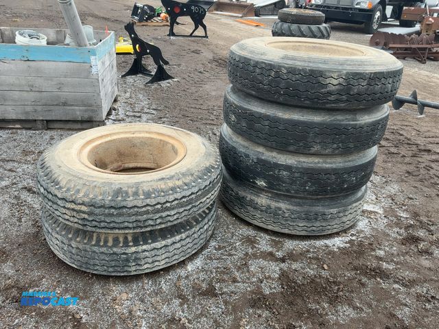 Lot 2-33599 - Lot of (4) Used 11R22.5 Tires on Steel Dayton Wheels and (2) Used 9.00-20 Tires on Steel Dayton Whee...