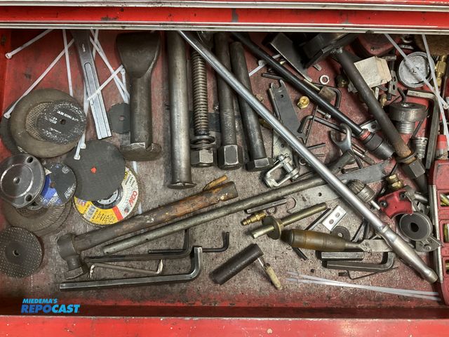 Lot 2-17002 - Lot of assorted Used Hand Tools &amp; Tool parts &amp; accessories - various conditions