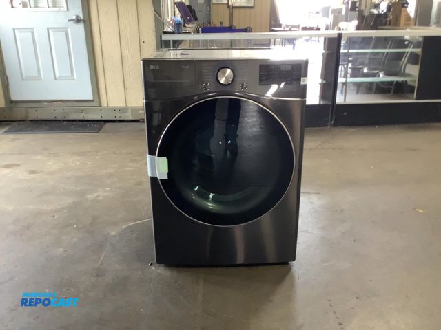 Lot 2-55272 - Scratch & Dent Gas Free Standing LG ThinQ DLGX4001B Dryer