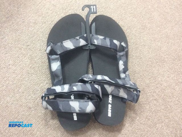 Lot 2-74261 - New Wave Zone sandals. Men’s size 11