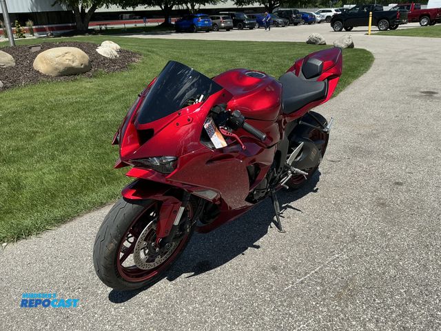 Lot 2-16997 - 2024 Kawasaki NINJA ZX-6R KRT EDITION Sport Bike