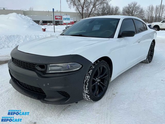 Lot 2-48817 - 2017 Dodge Charger SXT Sedan RWD