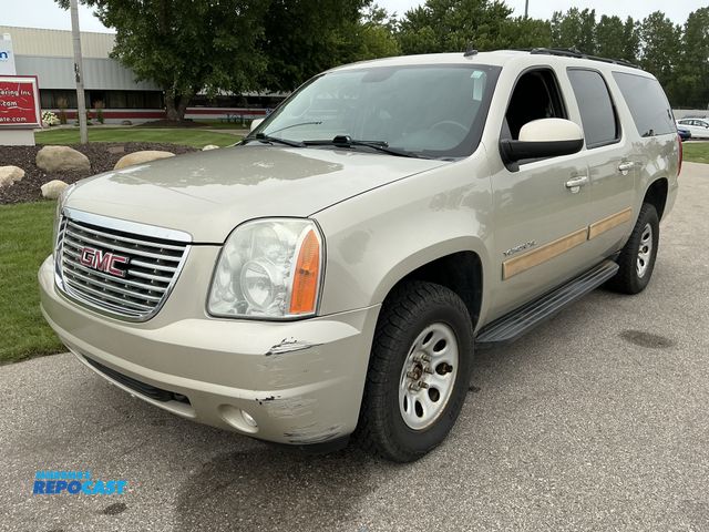 Lot 2-18183 - 2014 GMC Yukon XL SLE-1 SUV 4x4