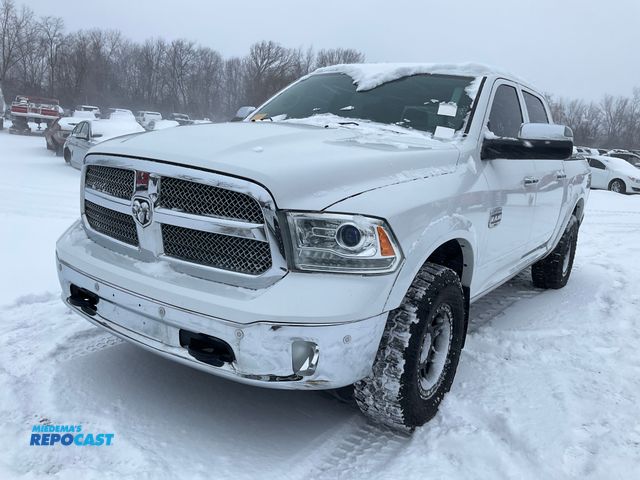 Lot 2-14655 - 2015 Dodge Ram 1500 Longhorn Crew Cab SWB Pickup 4x4