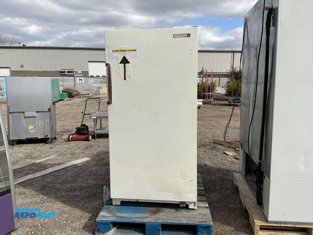 Lot 2-93919 - Kelvinator UFS193RM Commercial Refrigerator & Freezer