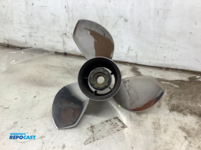 Lot 2-35925 - BALLISTIC 3 BLADE STAINLESS 13 3/8X19P Propeller (OFF OF A 2002 MERCURY 90 HP WILL FIT MANY OTHERS)
