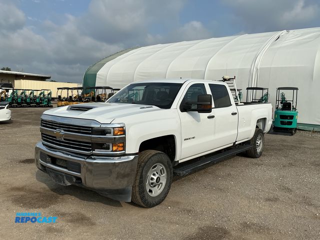 Lot 2-41017 - 2017 Chevrolet Silverado 2500HD Work Truck Crew Cab Long Box 4WD Crew Cab Long Box Pickup Truck 4x4