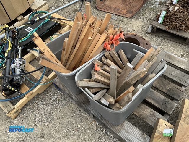 Lot 2-69365 - 2 totes of boundary stakes