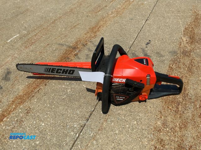 Lot 2-20958 - 2025 Echo CS-4010 Chainsaw, Gas Engine with Recoil Start, 18" bar with chain, Runs and Operates