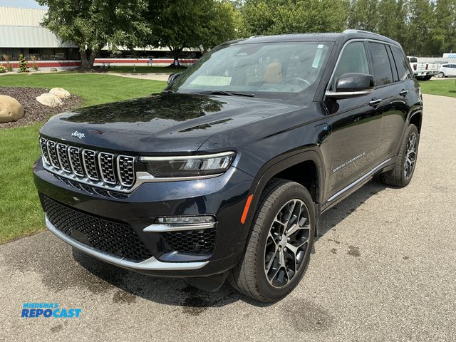 Lot 2-36703 - 2022 Jeep Grand Cherokee 4xe SUV 4x4