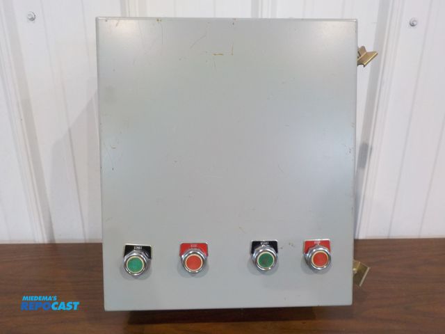 Lot 2-23639 - Electrical Dual Starter Box - Square D, 2 hp max, 600 max