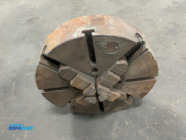 Lot 2-30566 - Cushman 15" 4-Jaw Lathe Chuck