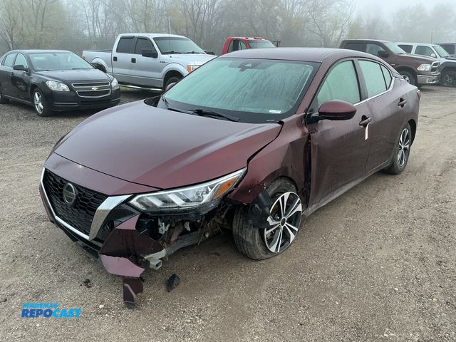 Lot 2-40509 - 2021 Nissan Sentra SV Sedan FWD