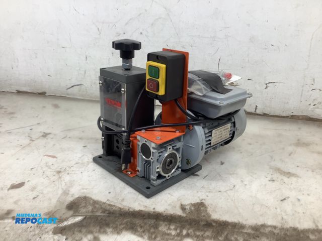 Lot 2-19489 - Vevor SMS-025 Wire Stripping Machine