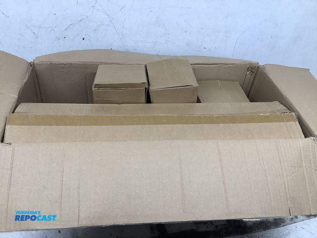Lot 2-27664 - Box of 4 pool filters various sizes