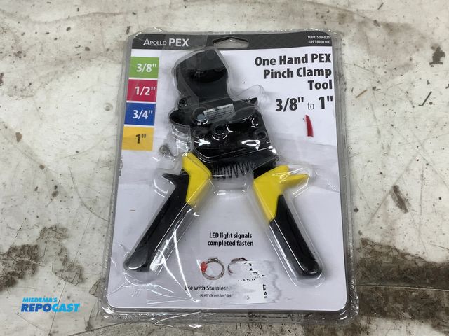 Lot 2-35091 - Apollo PEX -3/8" - 1" One Hand PEX Pinch Clamp Tool #69PTBJ0010C