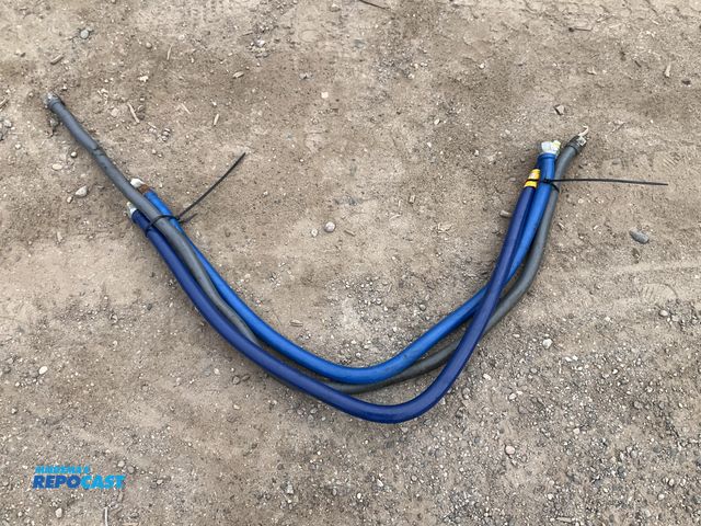 Lot 2-62787 - 3 pieces of 3/4" gas hose