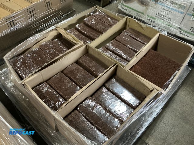 Lot 2-69559 - Skid of Many Thermo Scientific Sanding Blocks