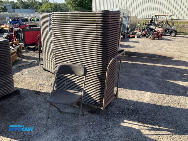 Lot 2-13928 - Chairs Stack of plastic and metal foldable chairs gray/brown on a rolling cart
