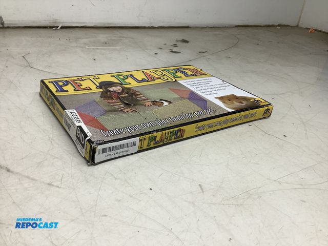 Lot 2-93564 - 8 panel preview multicolored pet play pen 13” x 9” x 36”