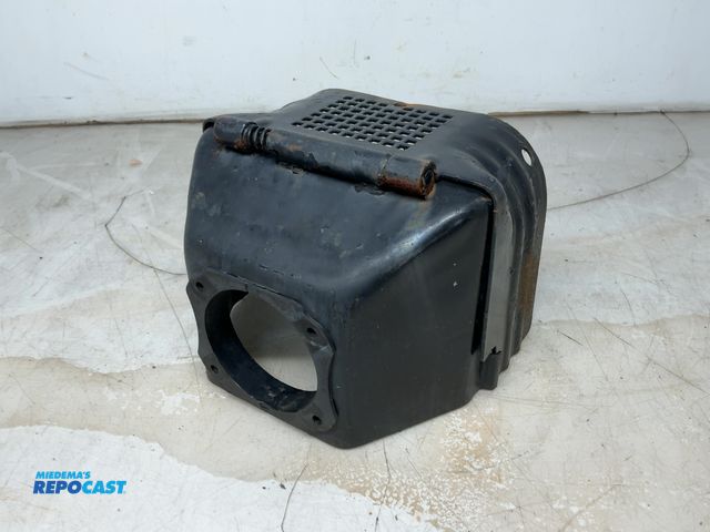 Lot 2-33072 - farm tractor and impliment take off shaft cover shield, heavy duty, fold up, steel made, four bolts ...