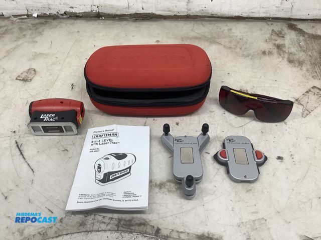 Lot 2-93657 - Craftsman 320.48247 4-in-1 level with laser trac kit