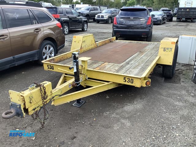 Lot 2-33948 - Tilt Deck Car Hauler Trailer