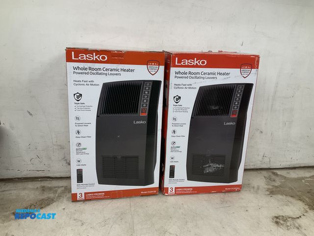 Lot 2-19651 - CC20150 lot of (2) Lasko Whole Room remote controlled Ceramic heaters