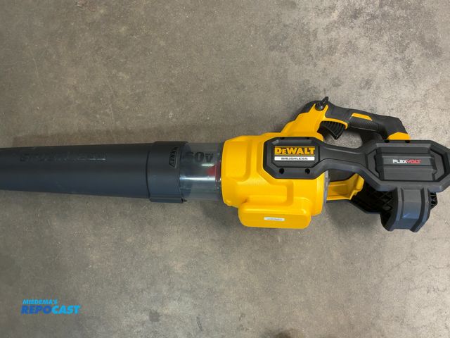Lot 2-96890 - Dewalt FLEXVOLT 60V MAX 125 MPH 600 CFM Brushless Cordless Battery Powered Blower