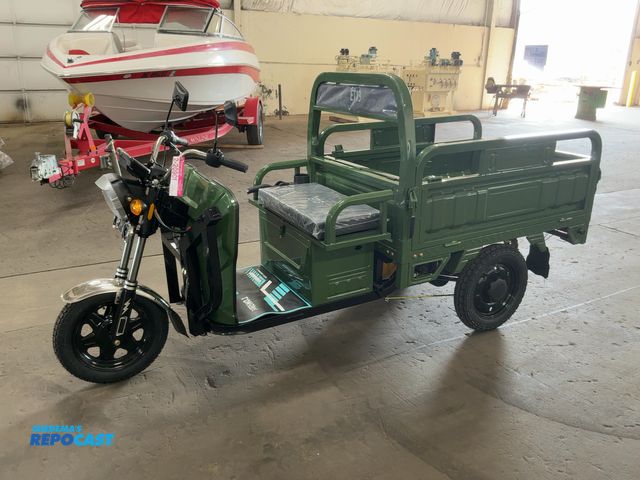 Lot 2-20901 - 2026 SDLANCH ET13  Electric Tricycle