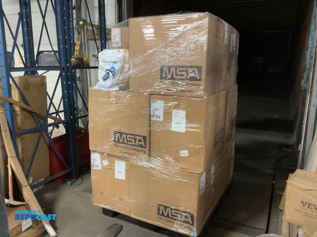 Lot 2-67271 - Skid of (670) Advantage 200LS Respirators.