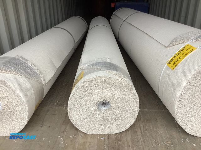 Lot 2-92680 - Roll of Dream Weaver Broadcast + 12’ x 73’ Carpet (Color:Cameo) (New)