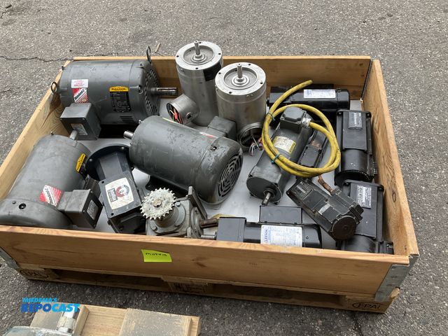 Lot 2-64176 - large lot of electric motors