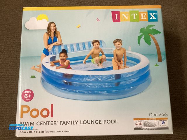 Lot 2-92590 - New Intex Swim Center Family Lounge Pool. Measures approximately 90“ x 86“ x 31“. Holds approximatel...
