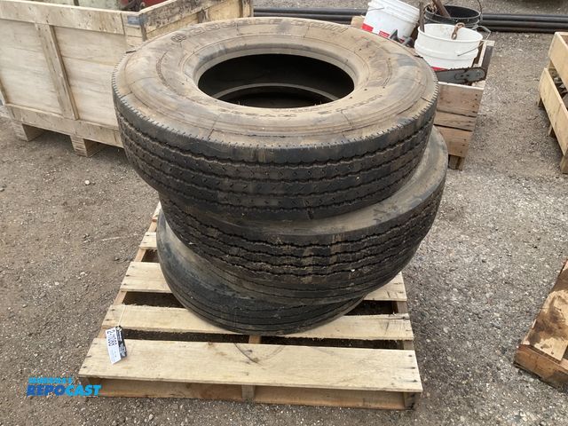 Lot 2-11088 - (4) 10R17.5 tires, used
