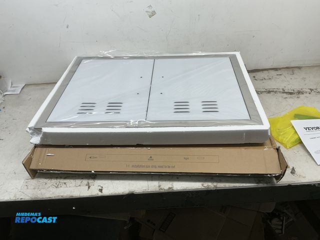 Lot 2-19691 - VEVOR Cabinet Access Door