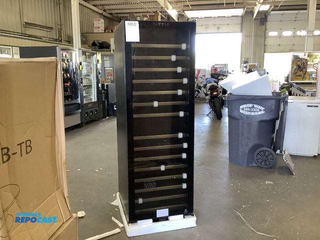 Lot 2-27772 - New Scratch & Dent Electric Free Standing Element by vinotemp EL-142TSST Dual zone wine cooler