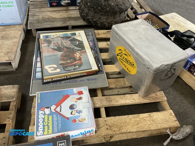 Lot 2-93343 - lot of  snoopy sno-cone machine, Gingerale drink cooler, and various types of NASCAR pictures.