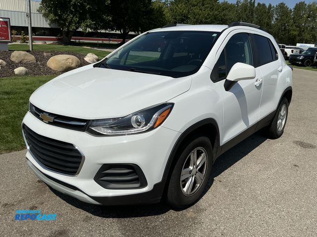 Lot 2-45136 - 2022 Chevrolet Trax LT SUV AWD