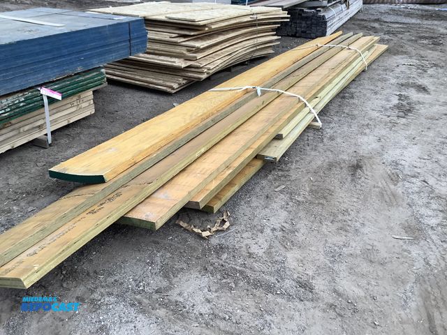 Repocast.com - Lot 2-22558 - Lot of (8) true joist watershed microllam ...
