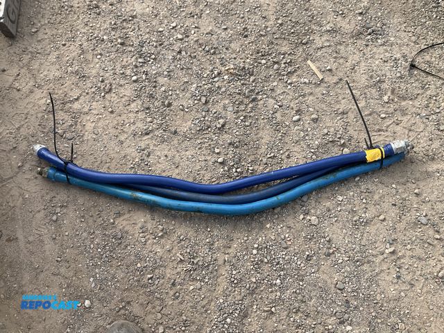 Lot 2-62939 - 3 pieces of 3/4" gas hose