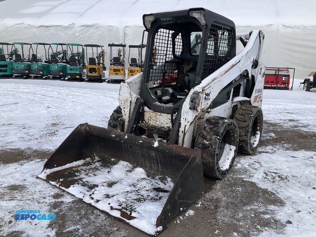 Lot 2-11058 - 2015 Bobcat S530 Skid Steer