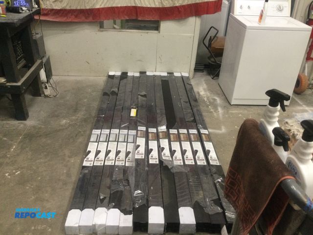 Lot 2-59549 - 12 mixed material fencing Freedom outdoor living Other freedom outdoor living 
3  alloy in ground en...