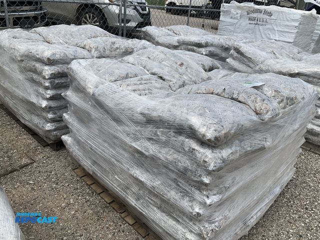 Lot 2-61742 - 2 Pallets of Crushed Field Stone
-100 Bags 
-40lbs each 2,000lbs per pallet 
-Stone Size 3/4" to 1 3...