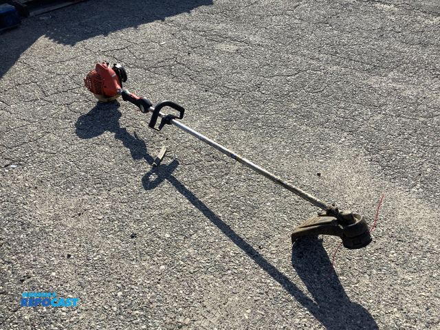 Lot 2-99142 - Echo SRM-225 Gas two stroke Straight shaft string trimmer 21.2cc
