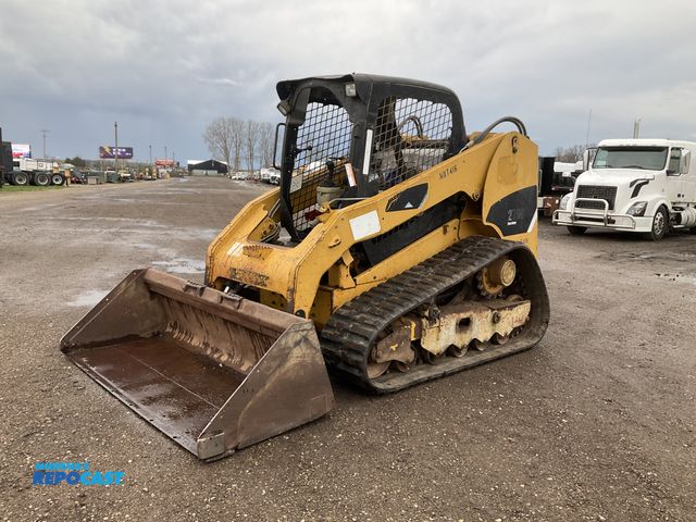 Lot 2-43134 - 2009 Caterpillar 279C Track Skid Steer Loader