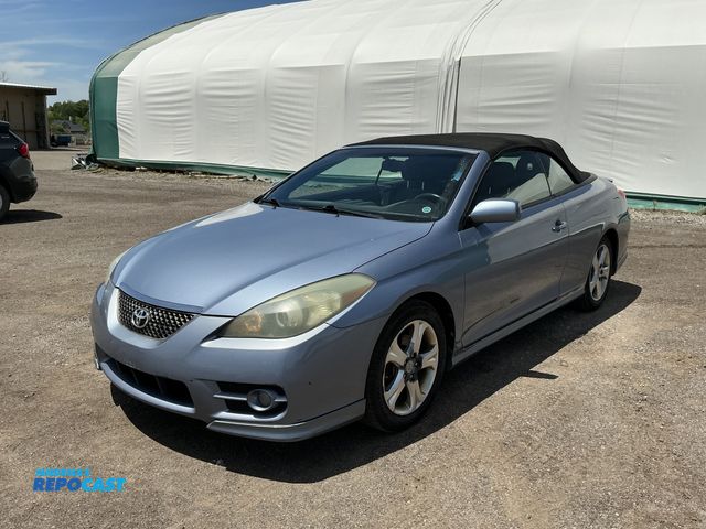 Lot 2-40029 - 2007 Toyota Camry Solara Sport Convertible Convertible FWD